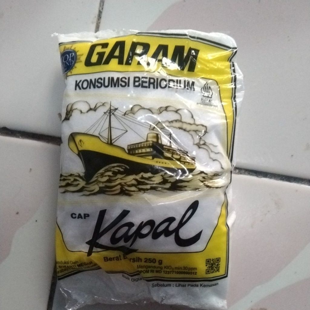 

Garam Beriodium Cap Kapal kemasan 250gr