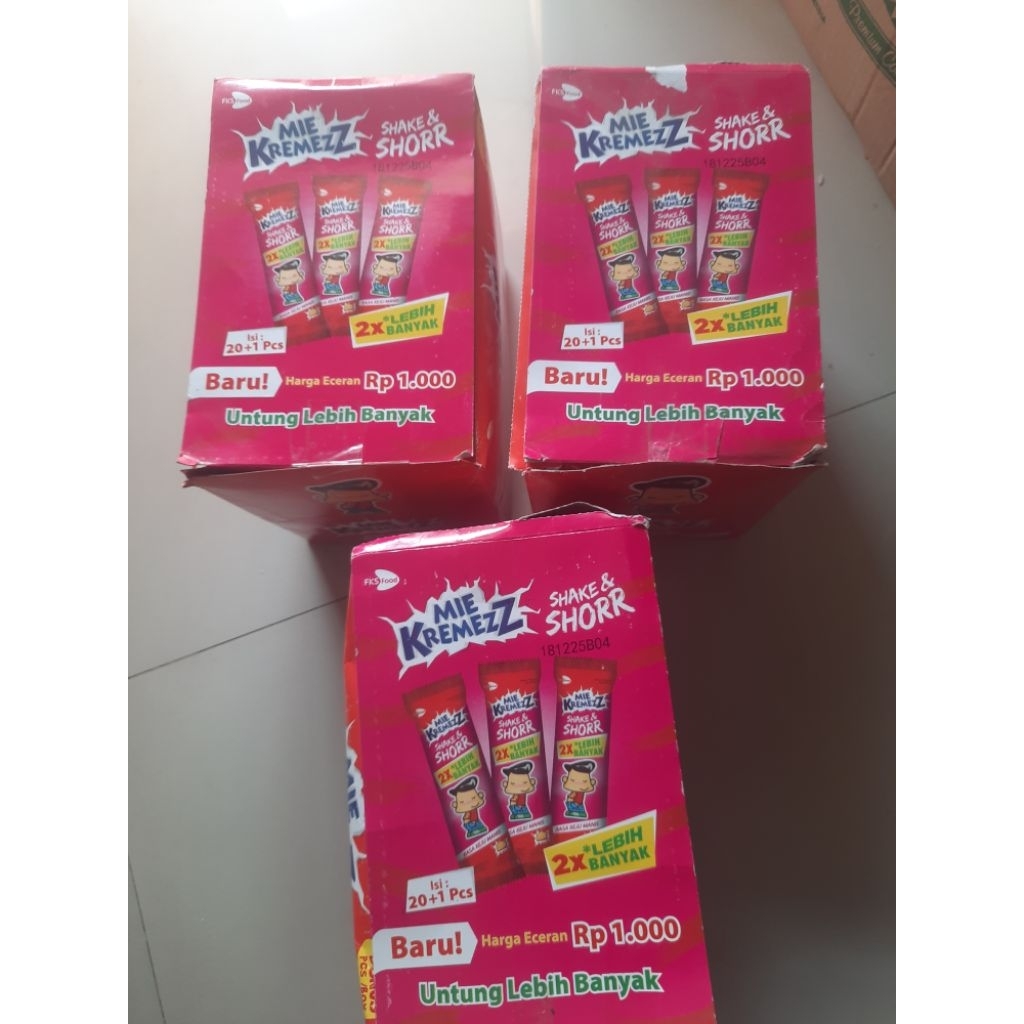 

mie kremes shake n shor | snack camilan mie goreng kremes 1box isi 21 | mie kremez