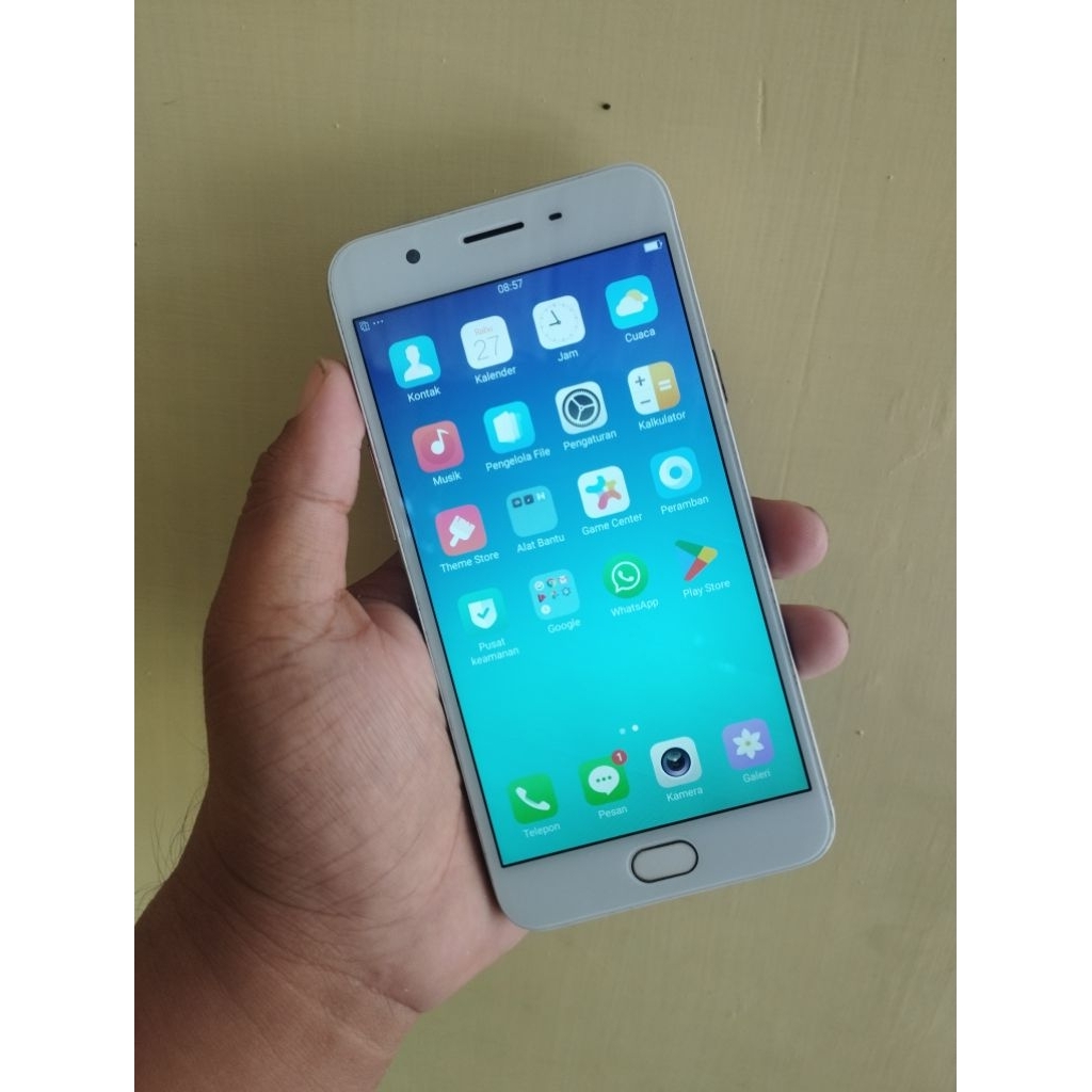Oppo F1S kondisi normal siap pake ram 3/32 handphone second berkualitas