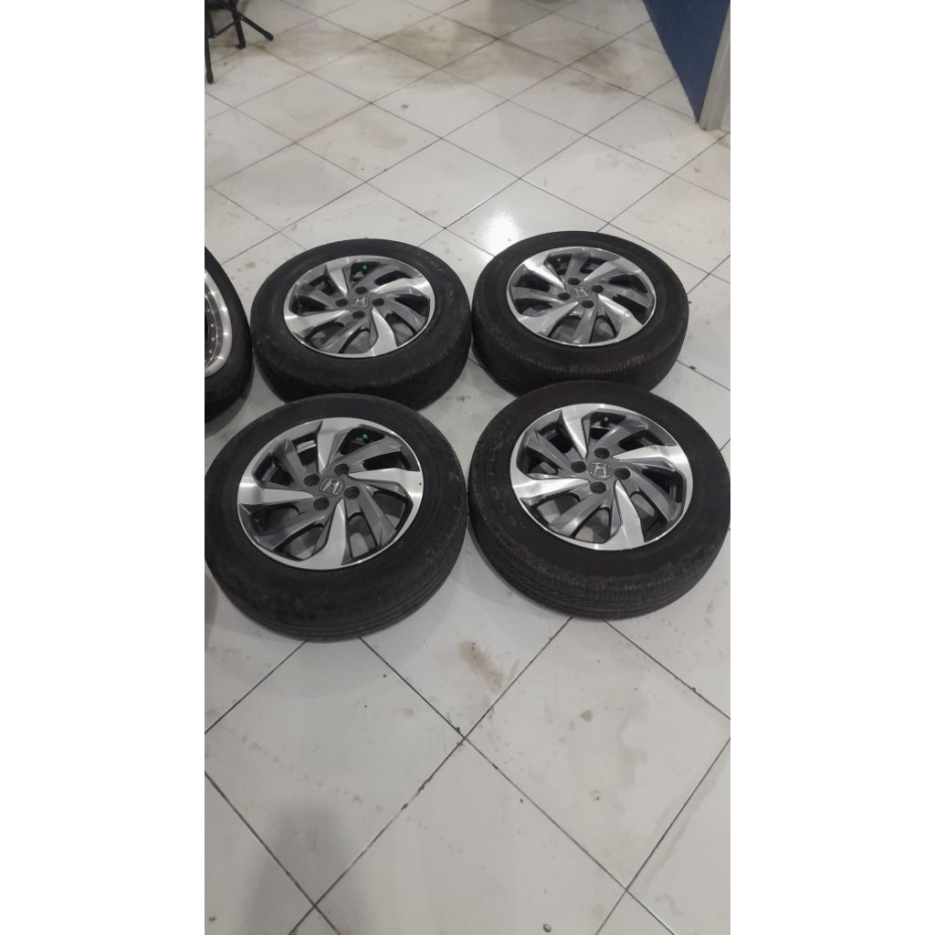 VELG OEM MOBILIO RING 15 PCD 4X100 BAN 185/65 R15