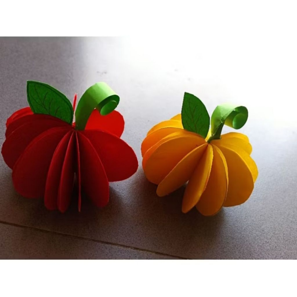 

kerajinan kertas origami bentuk labu