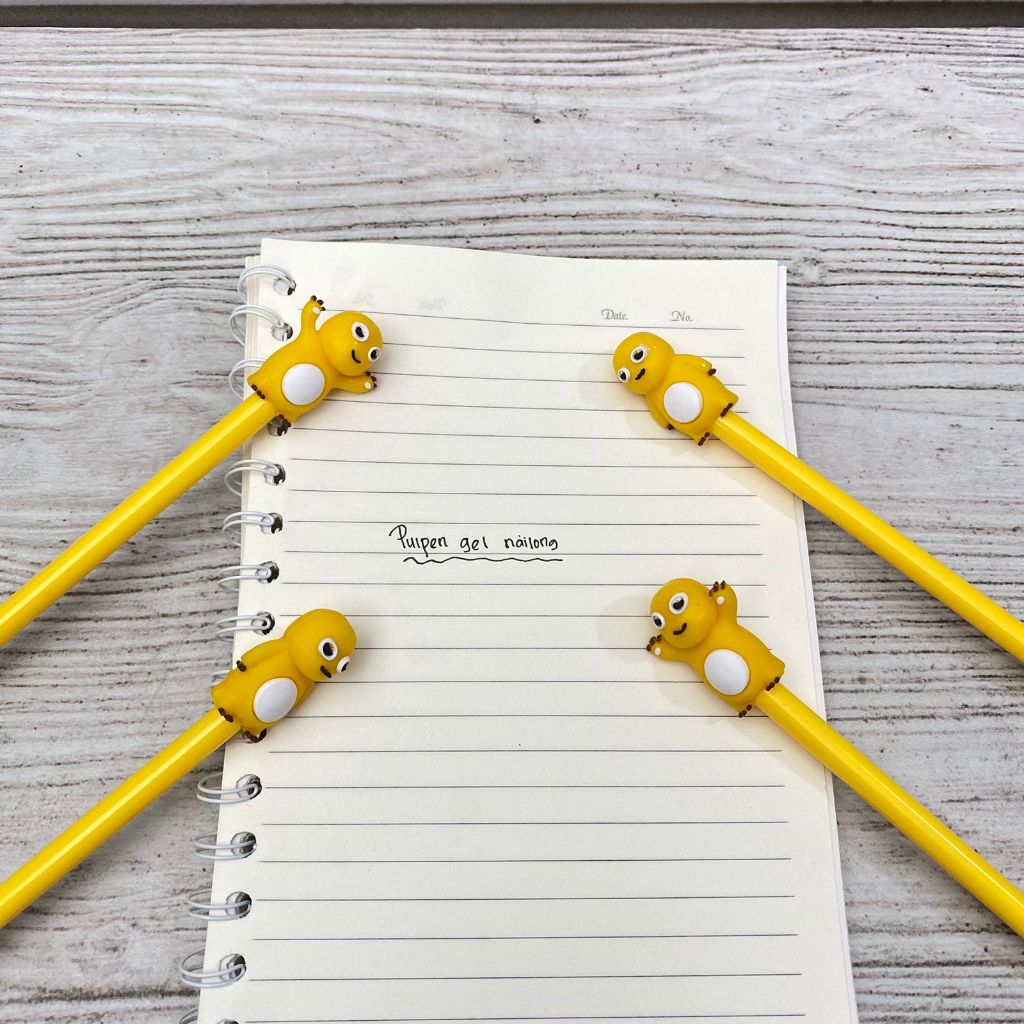 

1 PCS PULPEN GEL DINO NAILONG PGK-1905 / BOLPEN PENA GEL KARAKTER DINO NAILONG KUNING TINTA HITAM / ALAT TULIS SEKOLAH KANTOR MOTIF TERBARU UNIK BISA COD