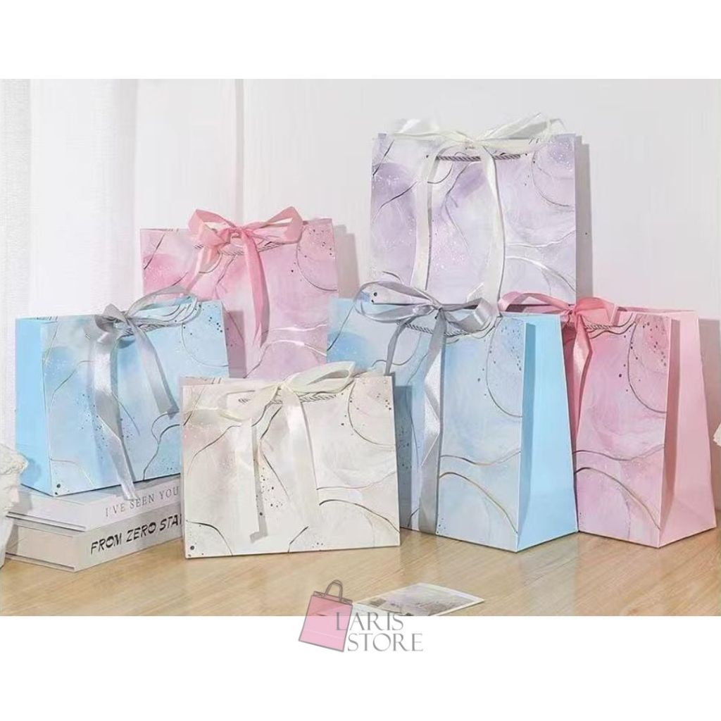 

Paperbag Premium Motif B/ Kantong Hadiah Premium/ Tas Kado Murah/gift paperbag, kantong hadiah souvenir/tas kado murah/paperbag murah/Paper Bag Wedding / Bridesmaid Premium / paperbag tebal