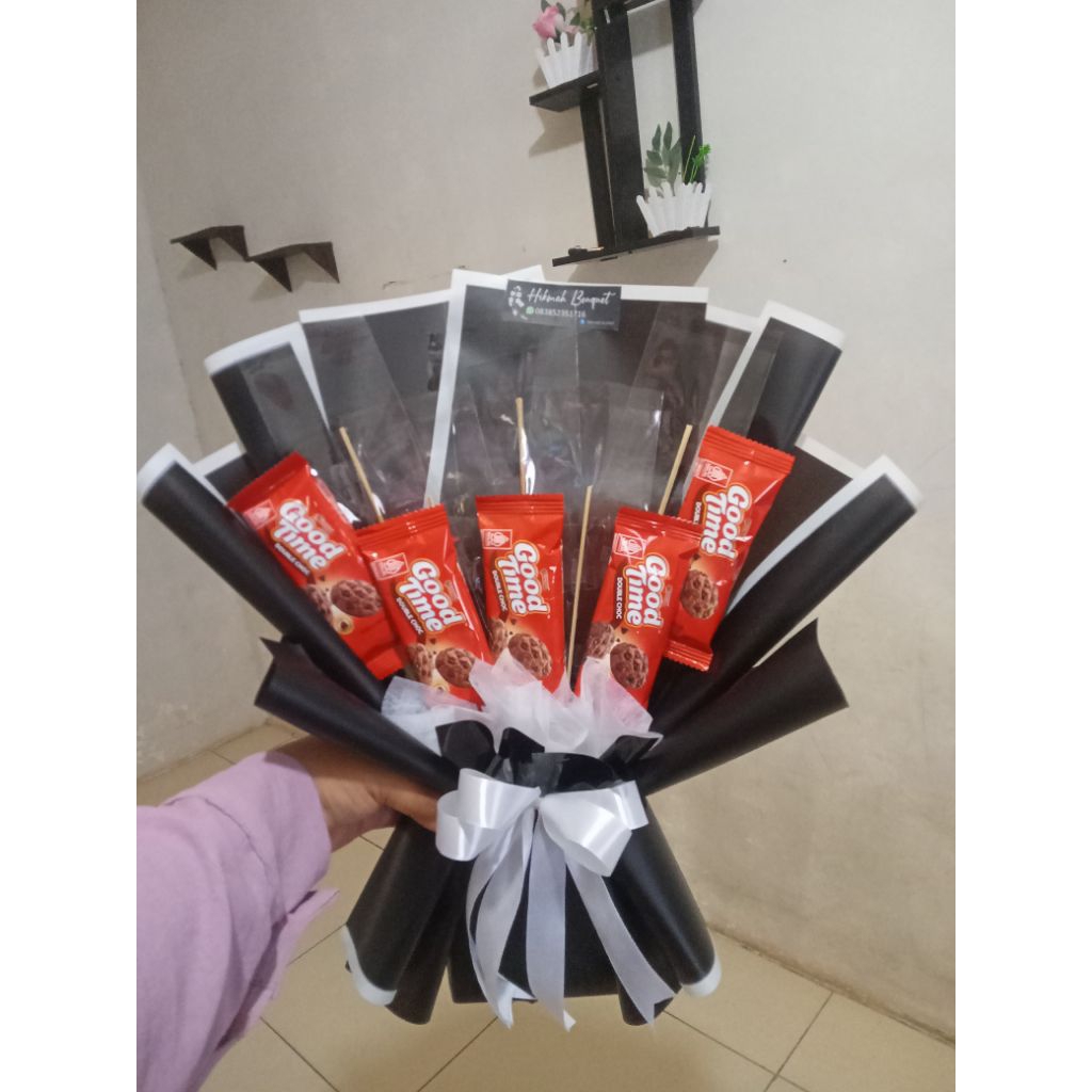 

buket Snack dan plastik uang kosong