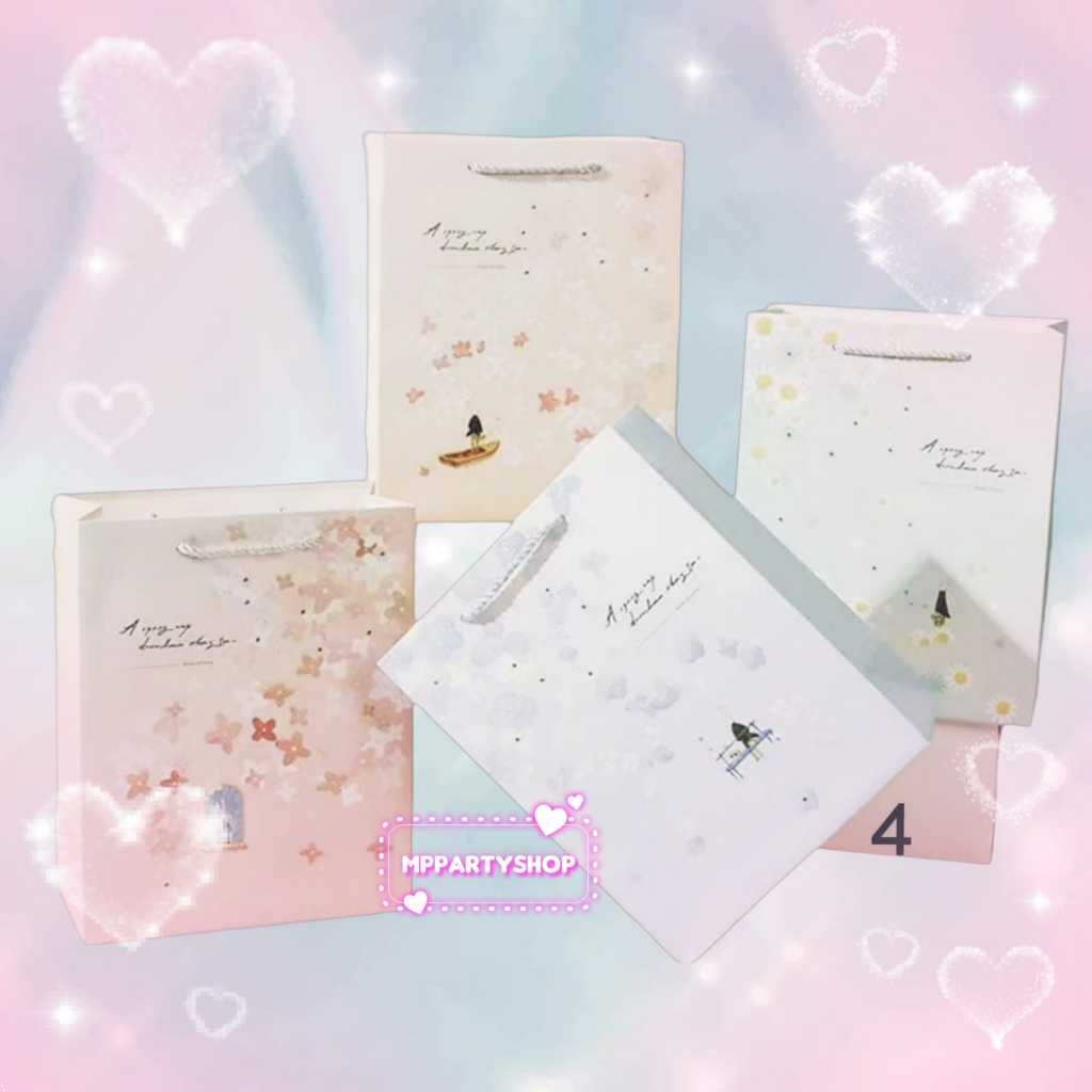 

PAPER BAG SEDANG MOTIF RABBIT UKURAN 25X12X33 CM/PAPER BAG MOTIF SEDANG