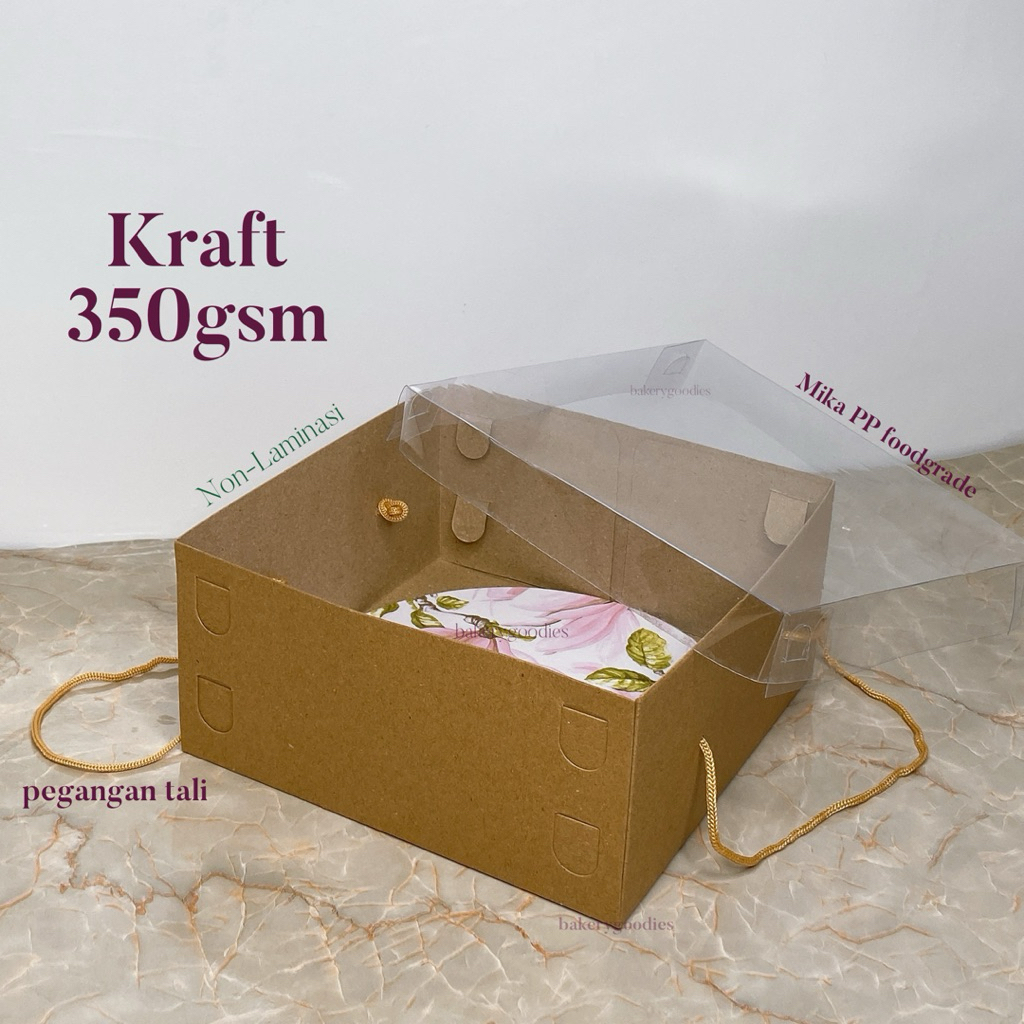

Kotak Kue Box Kraft Mika Tali Jinjing Kemasan Cake Roti Hampers Souvenir Brownies 20x20x10 cm /22x22x10cm/25x25x10 cm