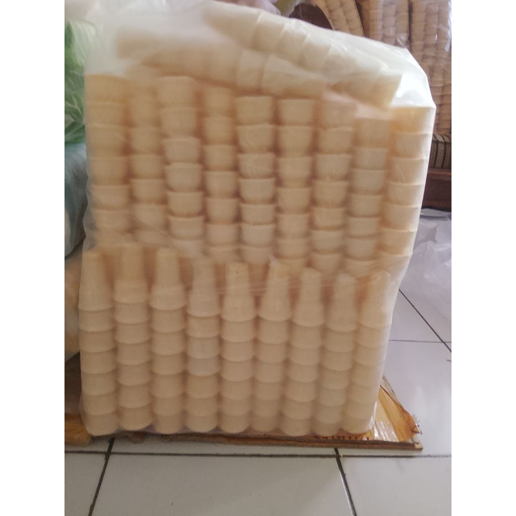 

Cone Es Mcd 4,5 Cm, isi 400 pcs (1 ball)