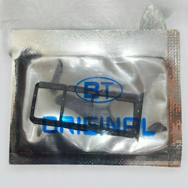 SlotSim/Tempat Kartu Realme c25y Original