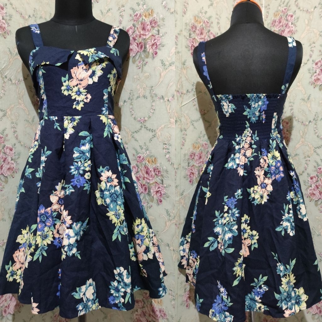 Majestic Legon Pretty navy floral dress