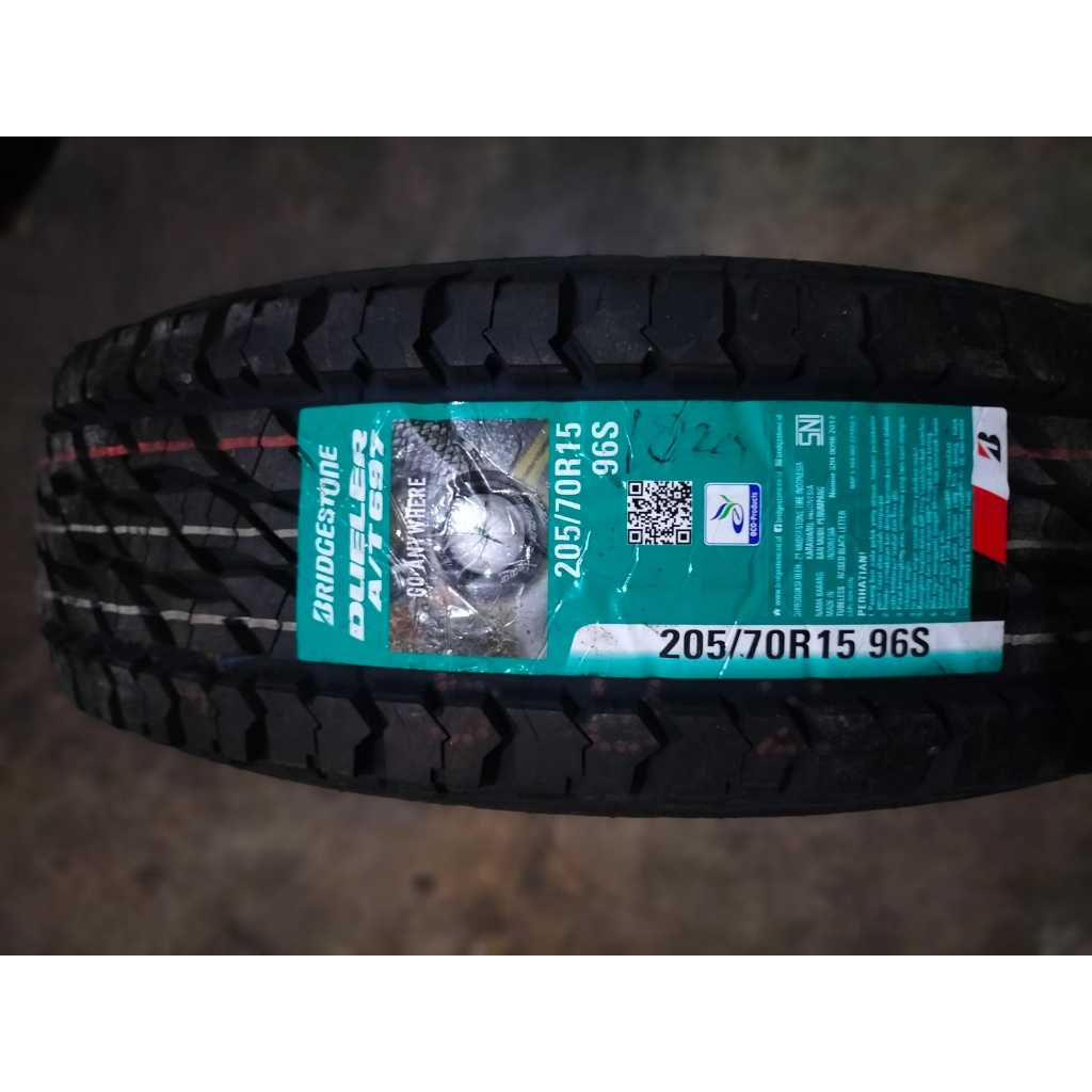 Bridgestone Dueller D697 AT 205/70 R16 Ban Mobil