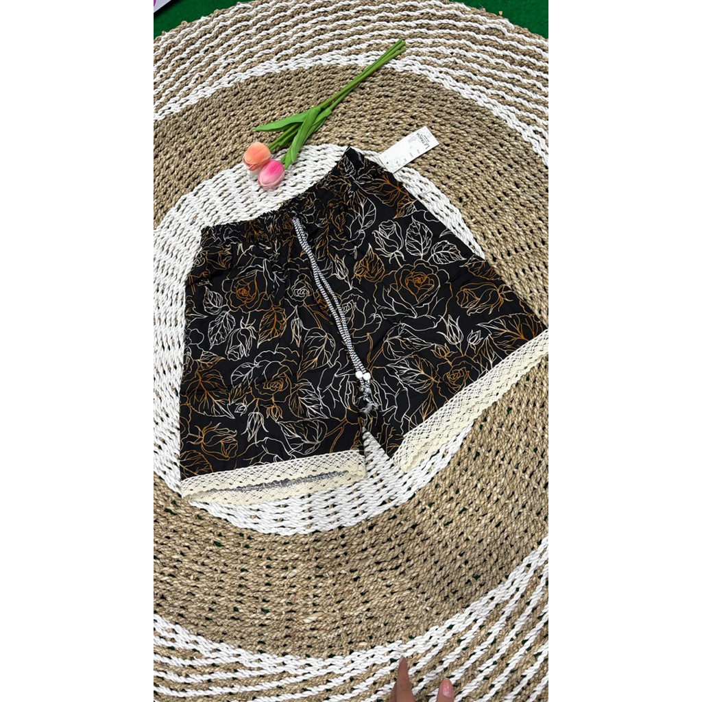 

hot pens cewe motif bunga2 pendek halus dingin