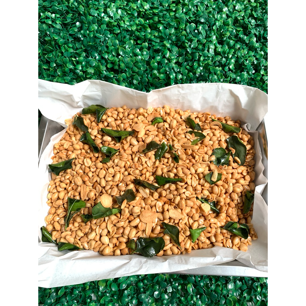 

kacang goreng asin bawang daun jeruk