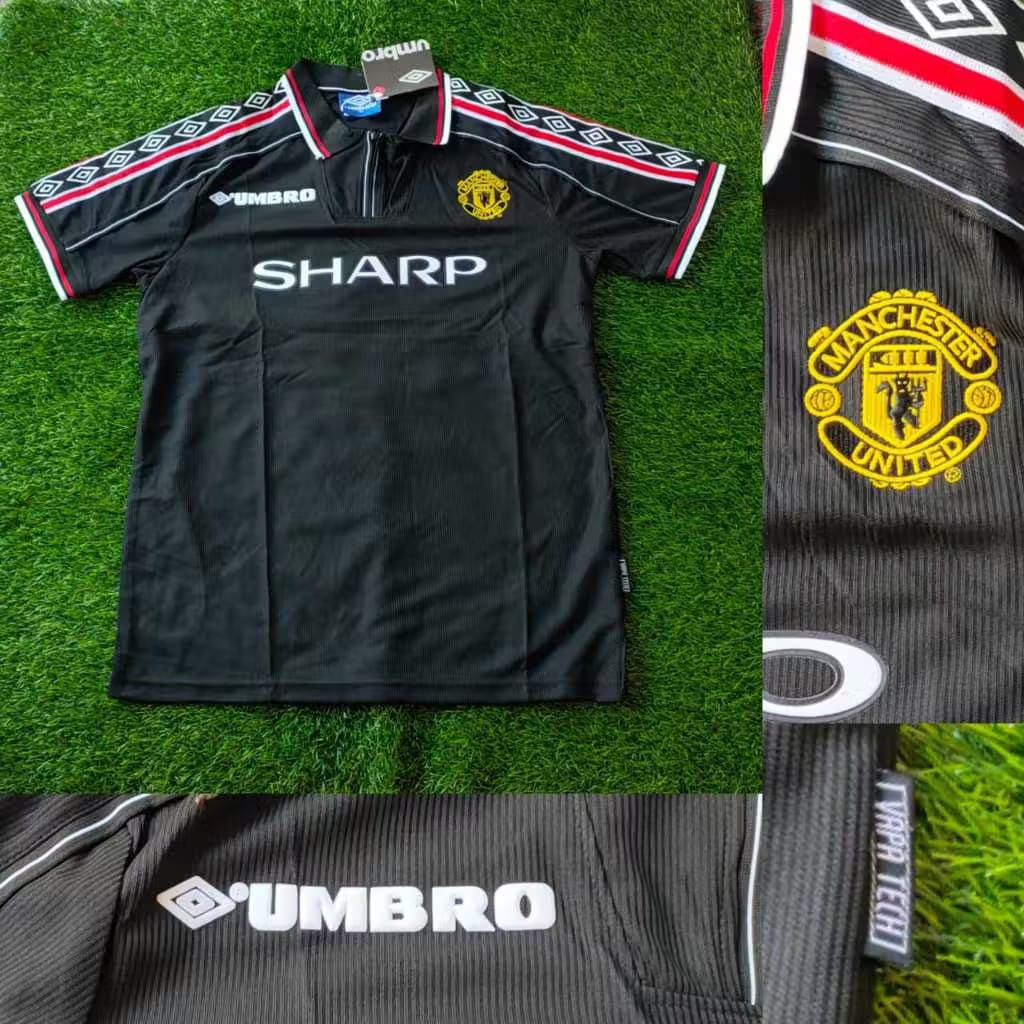 "JERSEY RETRO VINTAGE MU HOME TREBLE WINNERS HITAM 1999 AAA CLASSIC / Jersey Vintage.