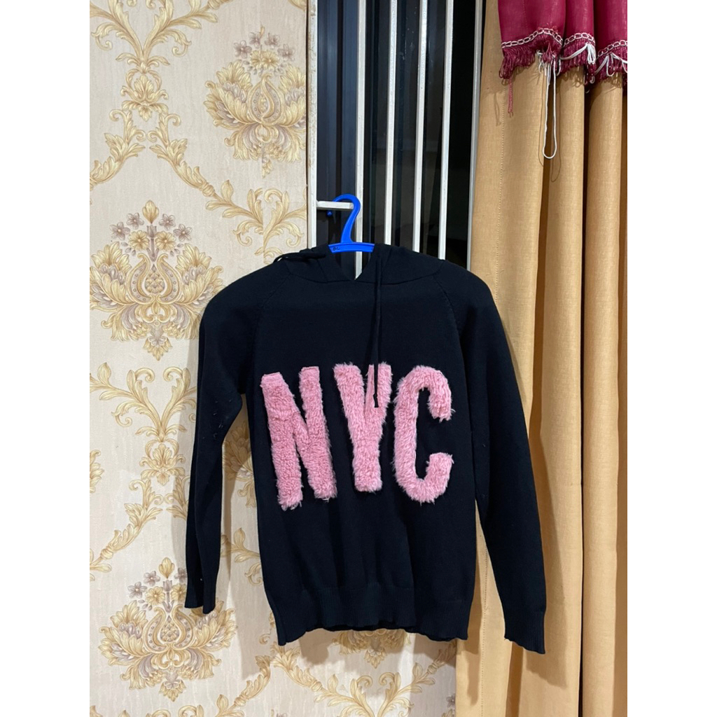 Preloved Hoodie NYC