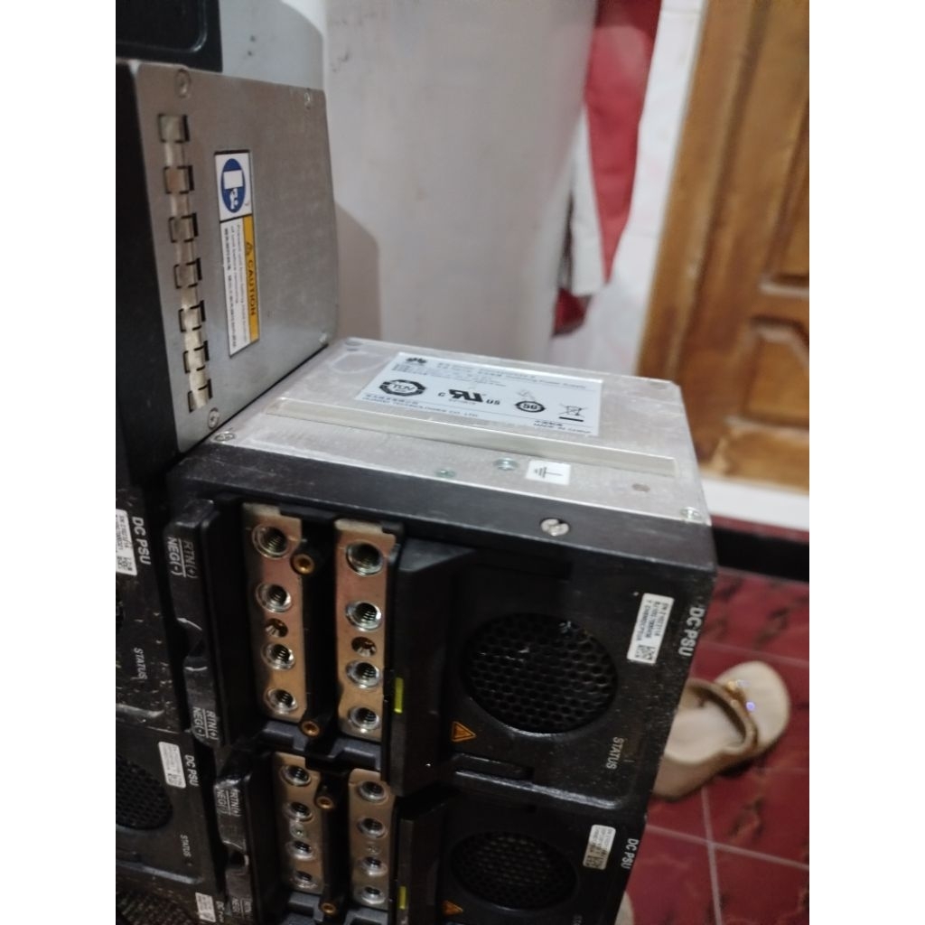 Stepdown DC to DC 66a dan 98a hp emerson MPPT Huawei