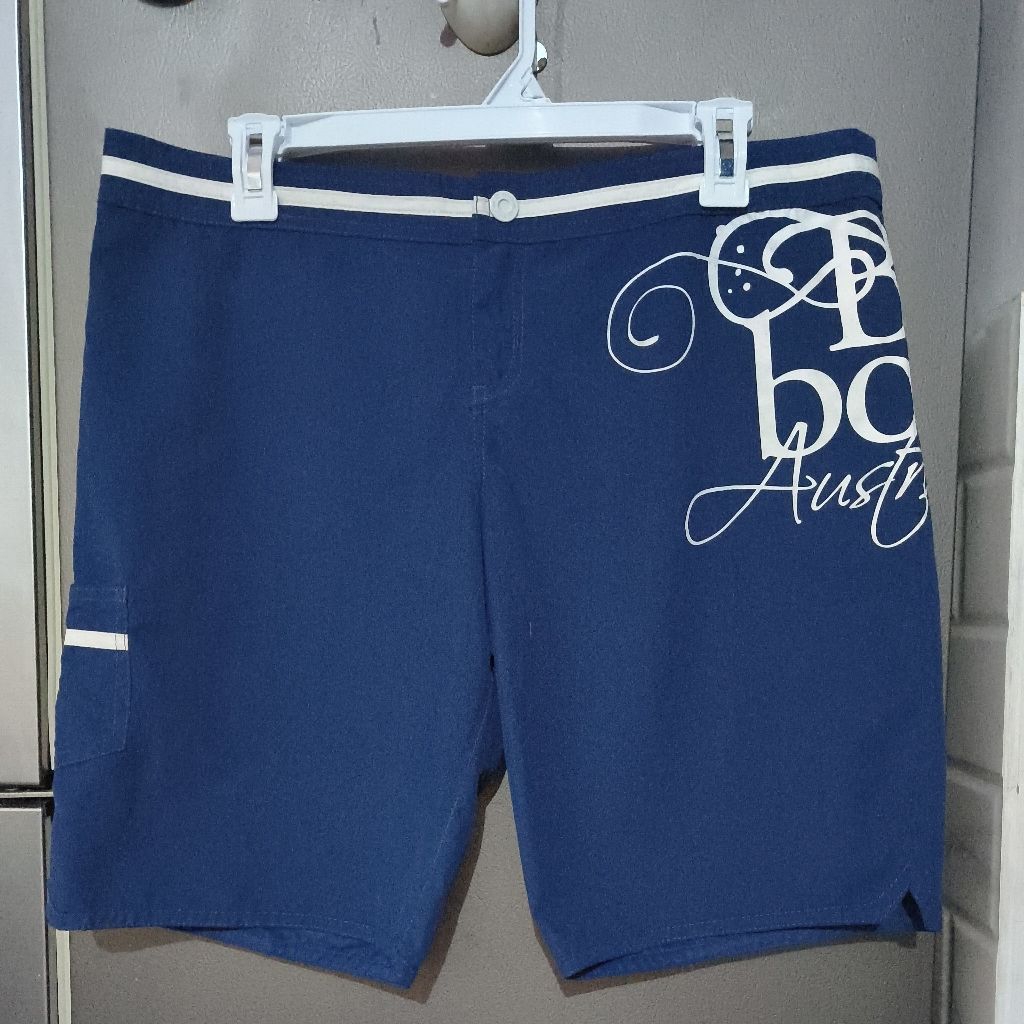 celana pendek Billabong board shorts preloved