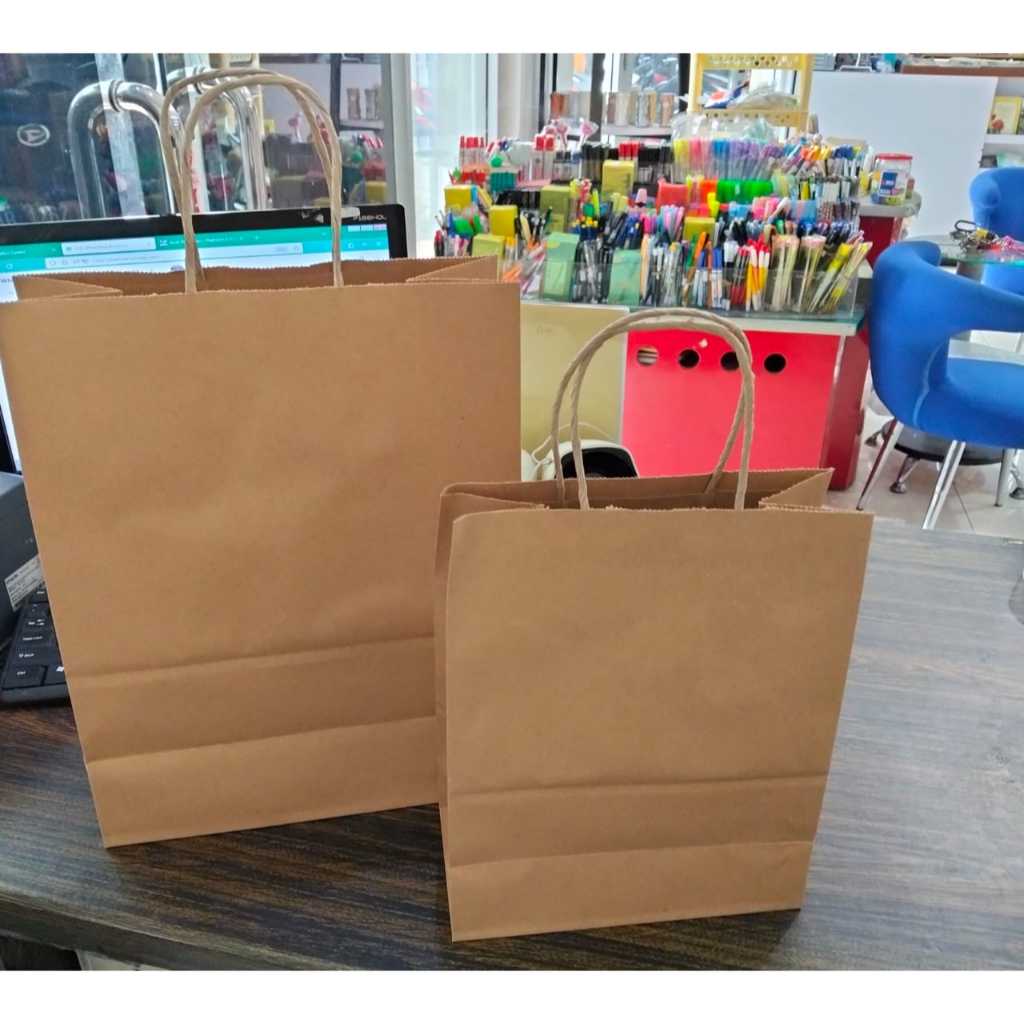 

PAPER BAG MURAH POLOS TAS KERTAS POLOS COKLAT BESAR TAS KERTAS POLOS COKLAT SEDANG