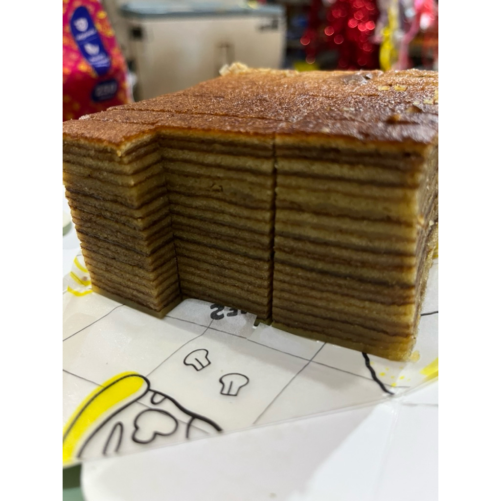 

kue Lapis legit khas palembang