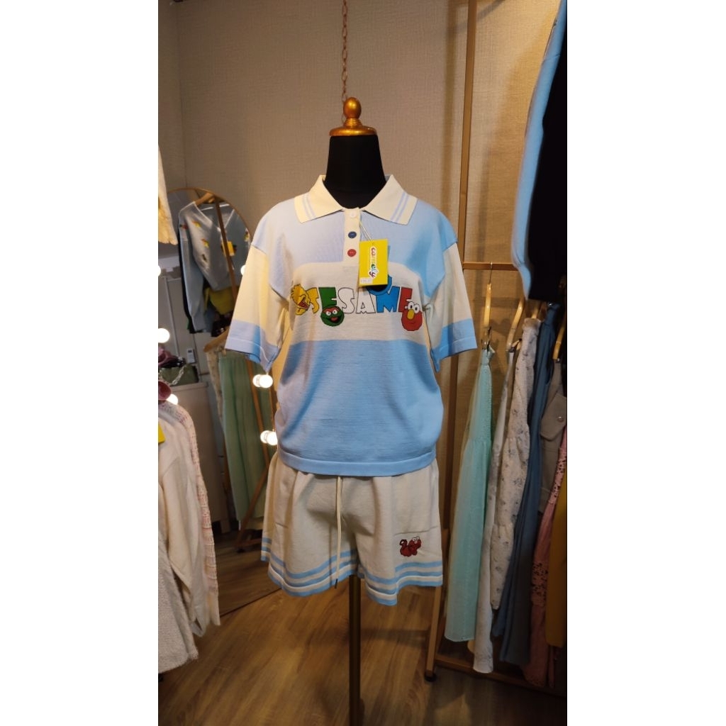 Set Celana Knit Pendek Biru Cream Sesame