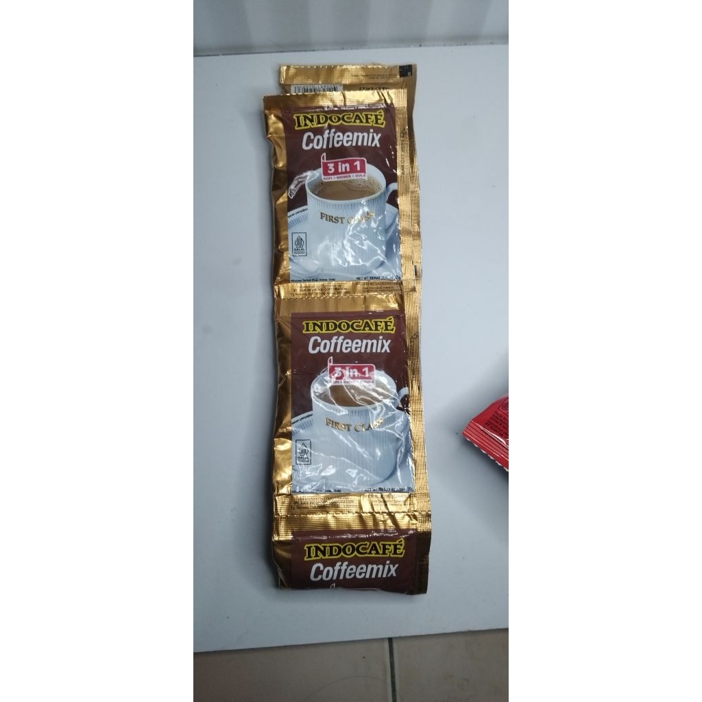 

kopi indocafe spesial mix/per 1pcs