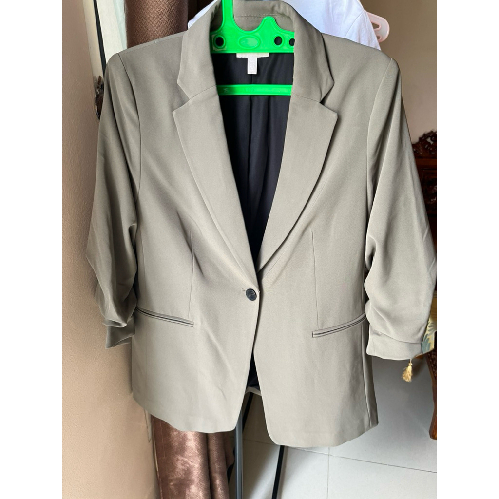 New blezer zara hnm
