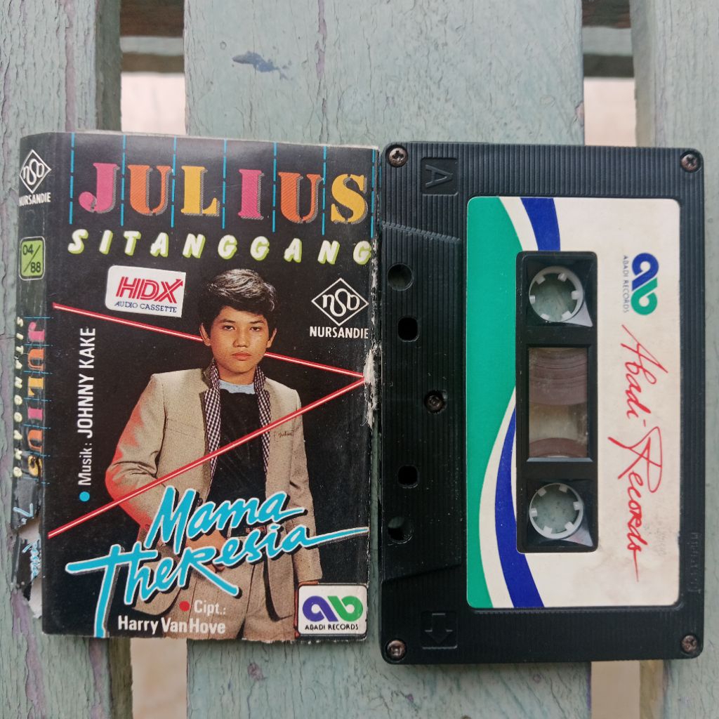 Kaset Pita Julius Sitanggang Mama Theresia