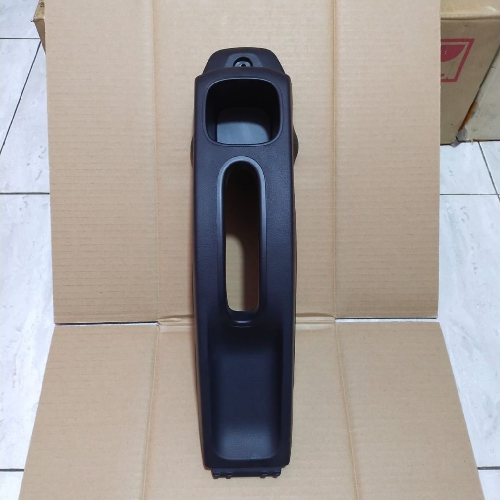 console box rem tangan toyota agya daihatsu ayla calya sigra 58911-bz050-bo original