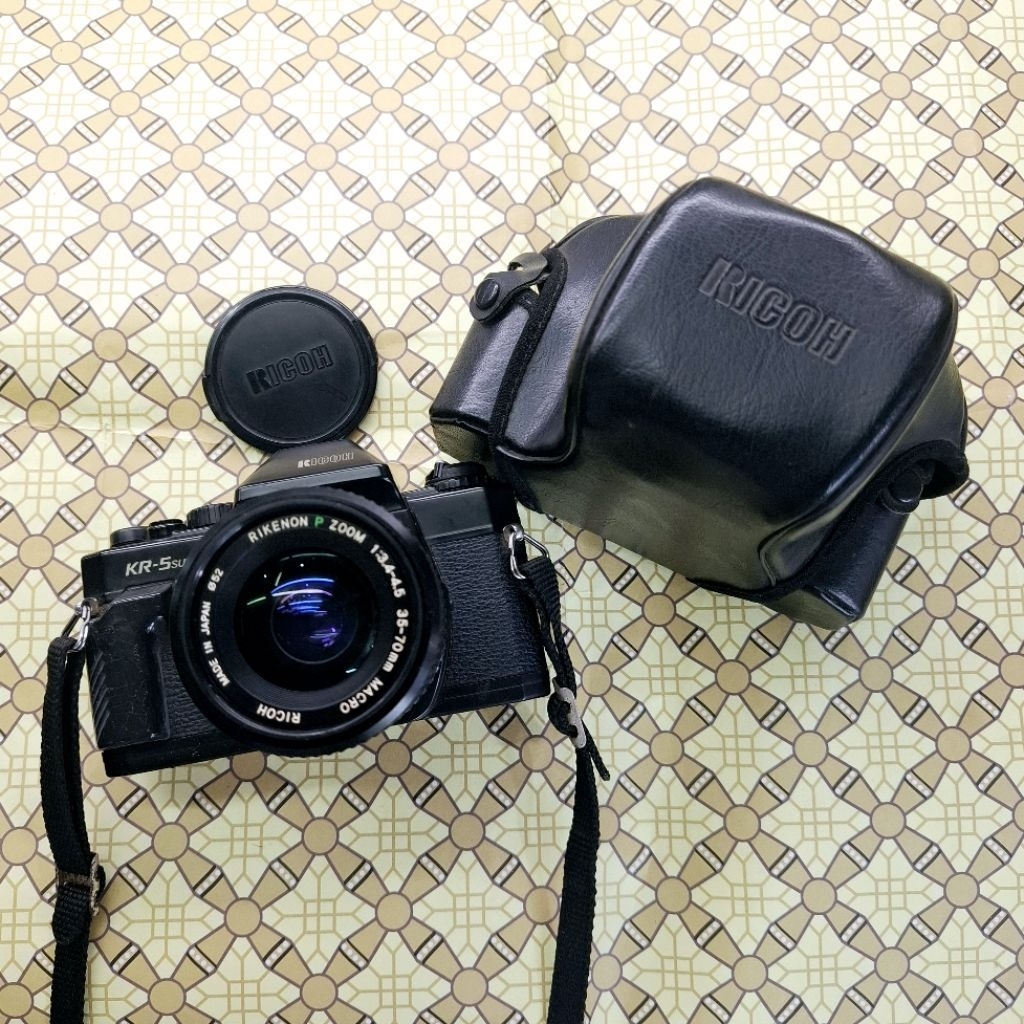 Kamera Analog Ricoh KR-5 Super 2000 kit Lensa