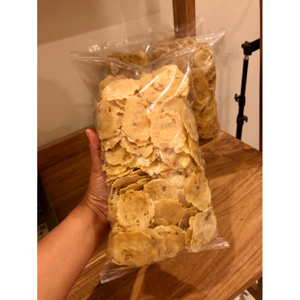 

Emping Melinjo Mentah 500gr – Sortiran Hemat Gurih Asli Klaten