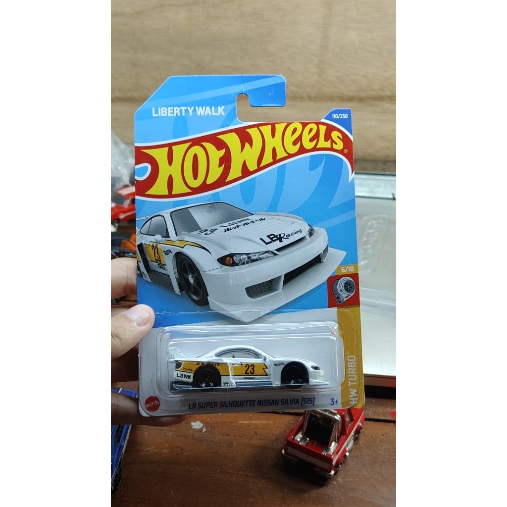 Hotwheels s15 lbwk putih