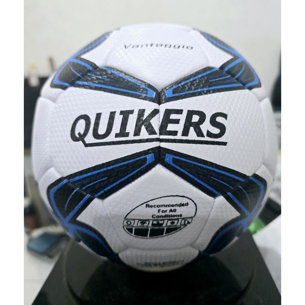 BOLA SEPAK SIZE 4 QUIKERS VANTAGGIO / BOLA SEPAK SIZE 4 ORIGINAL / BOLA SEPAK SSB / BOLA SEPAK