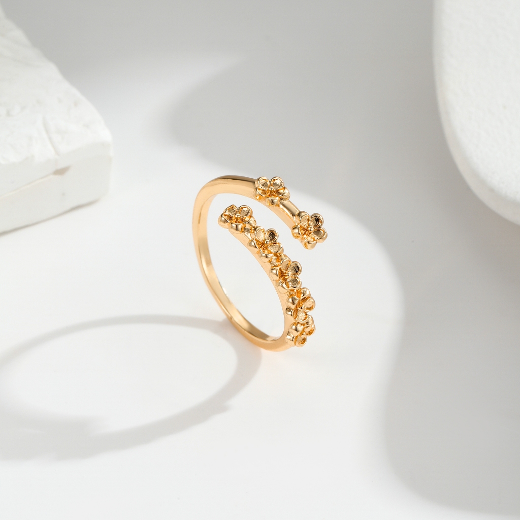 Hyl Jewelry Cincin Stainless Wanita Titanium Emas Muda Anti Karat Asli Silver Emas Couple Dewasa Dan