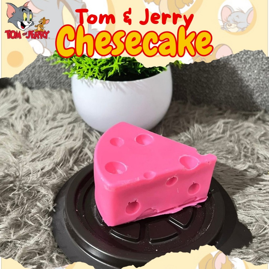 

THIRZA Cheseecake Tom and Jerry Coklat Premium Cemilan Cokelat Lezat Rasa Strawberry