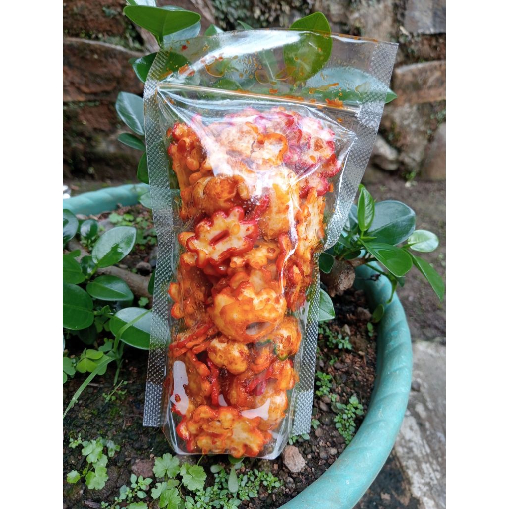 

sebringcemilan kerupuk bawang dan basreng bantet pedas gurih snack goreng keringmakanan