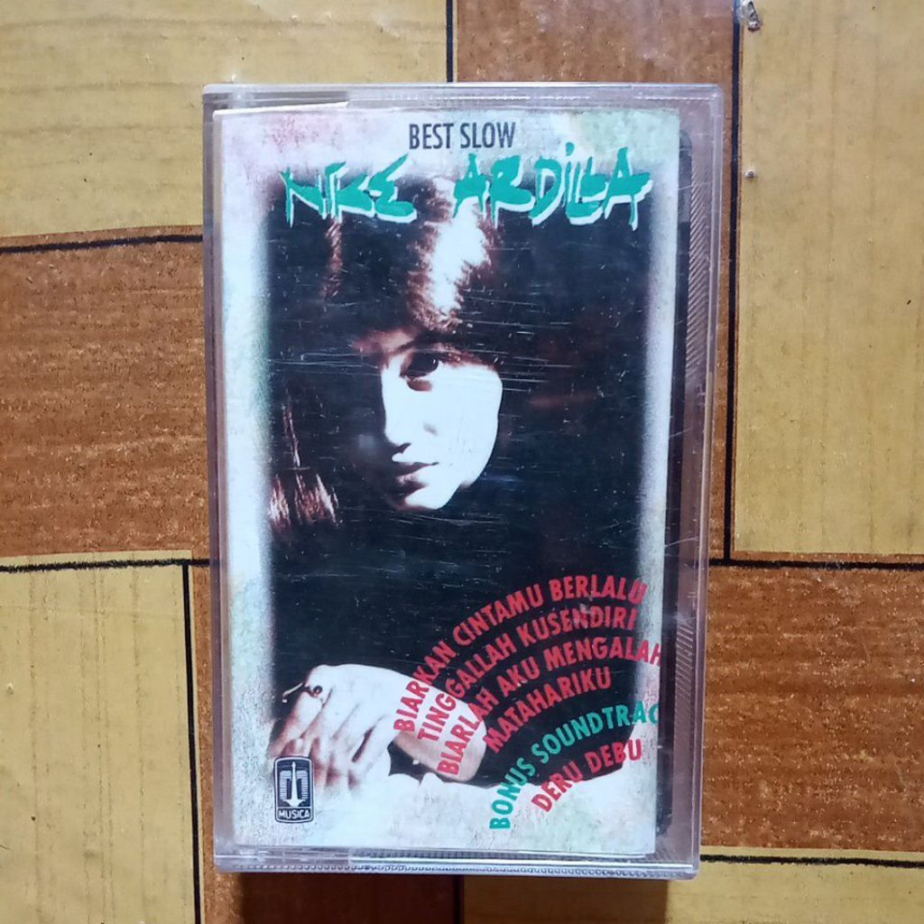 KASET PITA NIKE ARDILLA BEST SLOW
