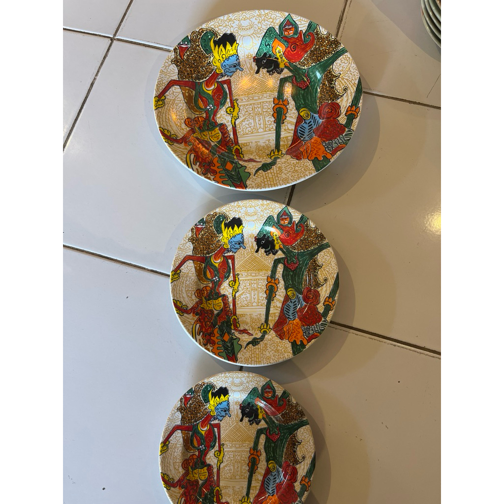 (Gratis Kawat Gantung) Set/ Paket Piring Keramik Wayang Arjuna Gatot Kaca 3pcs Piring Hiasan Pajanga