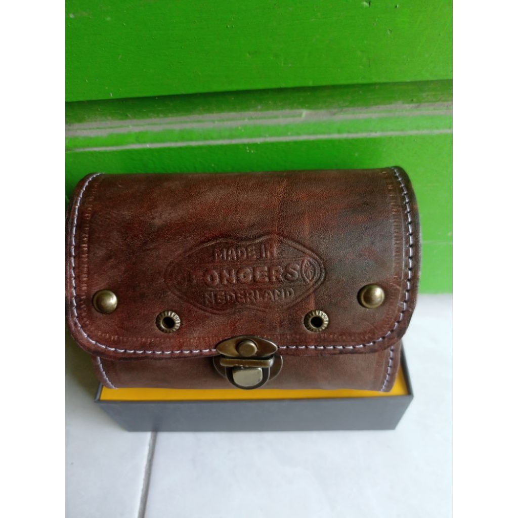 tas/dompet sadel fongres