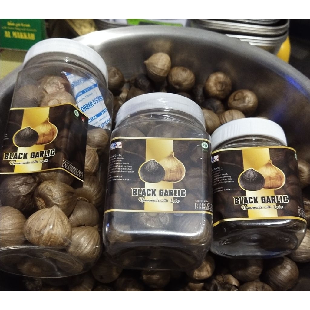

Black garlic / bawang hitam tunggal
