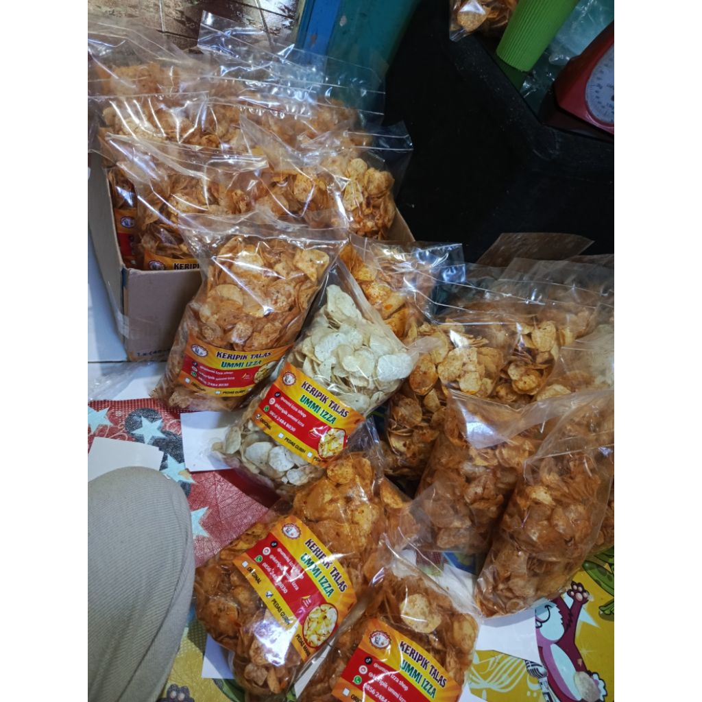 

KERIPIK TALAS 750gram 3 rasa,PARIAN KOMPLIT