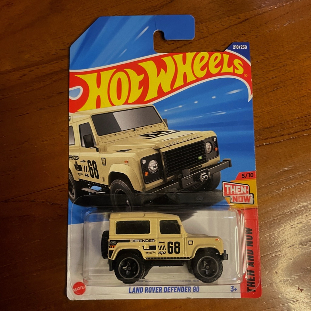 Hot Wheels Land Rover Defender 90