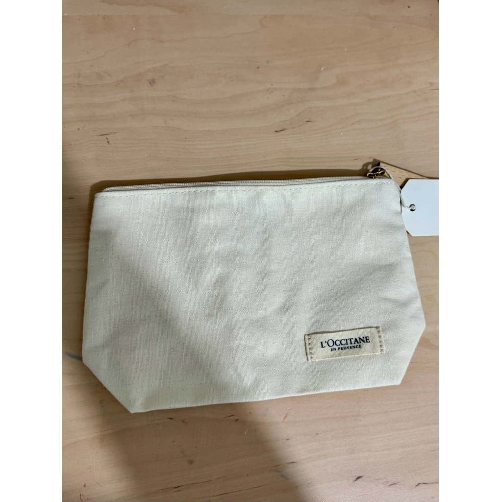 Loccitane cosmetic pouch (tas kosmetik Loccitane)