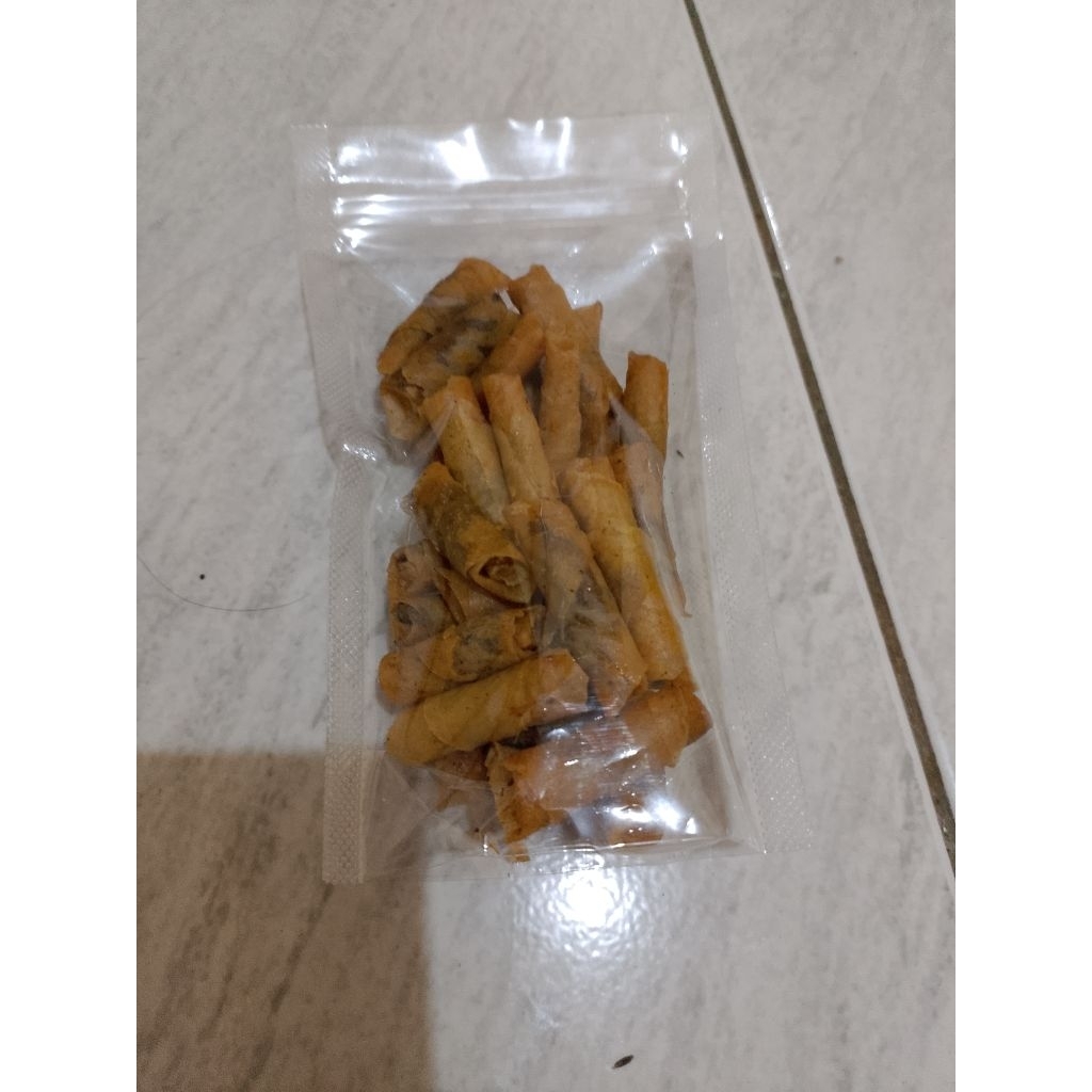 

lumpia isi abon ayam