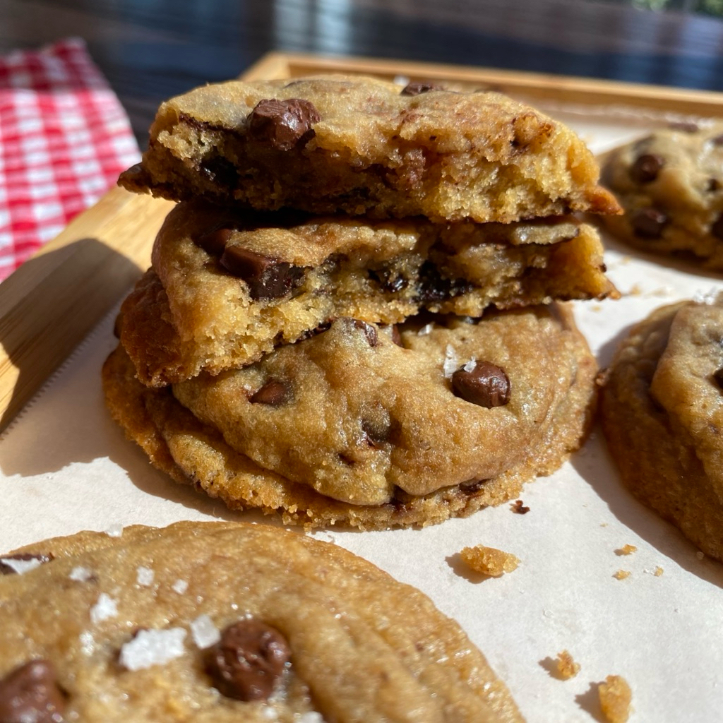 

(Brown Table) Soft Baked Cookies Premium / Chocolate Chip Cookies Premium