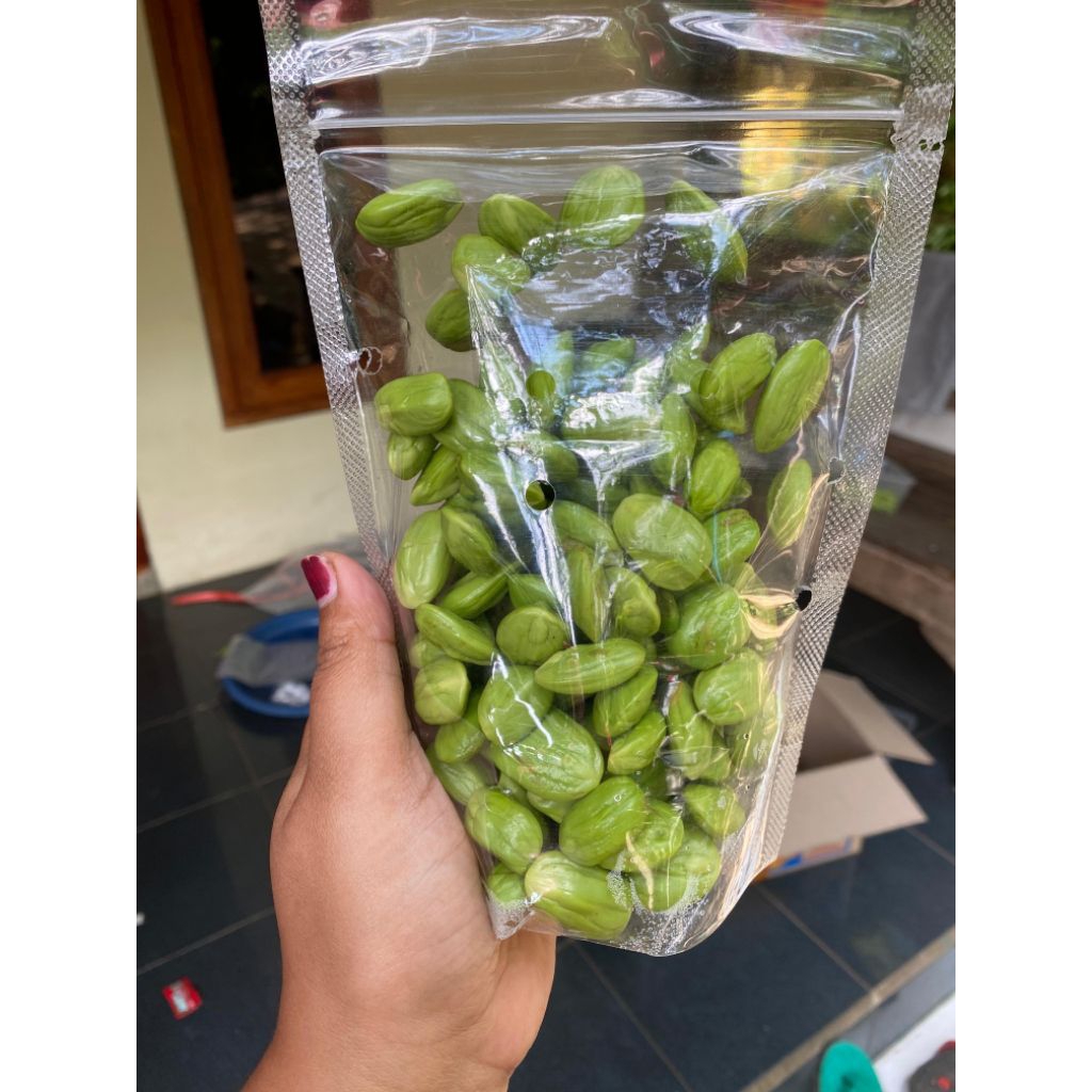 

pete tua kupas kemasan 250 g dan 500 g tanpa bolong tanpa ulat