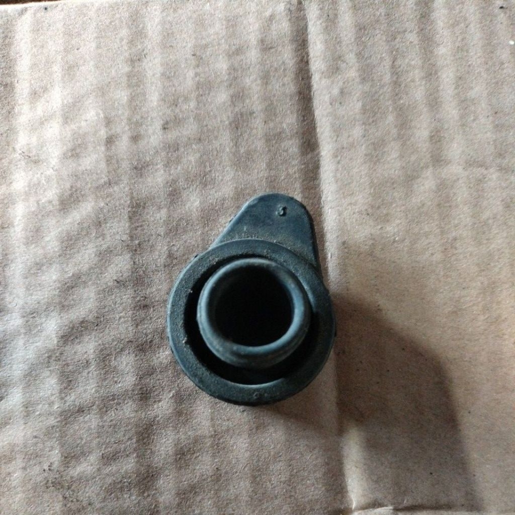 tutup tambungan air radiator Vario