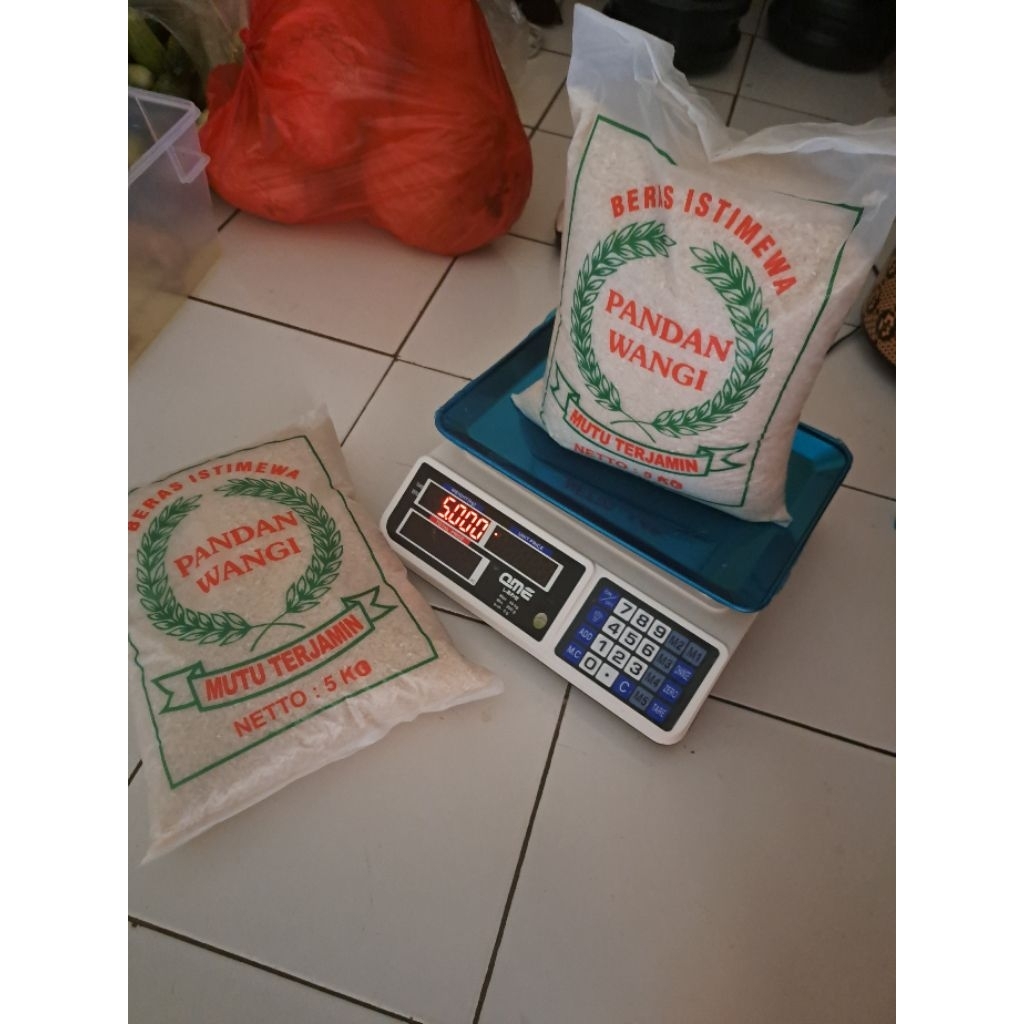 

BERAS PULEN WANGI SETARA SUMO KUNING