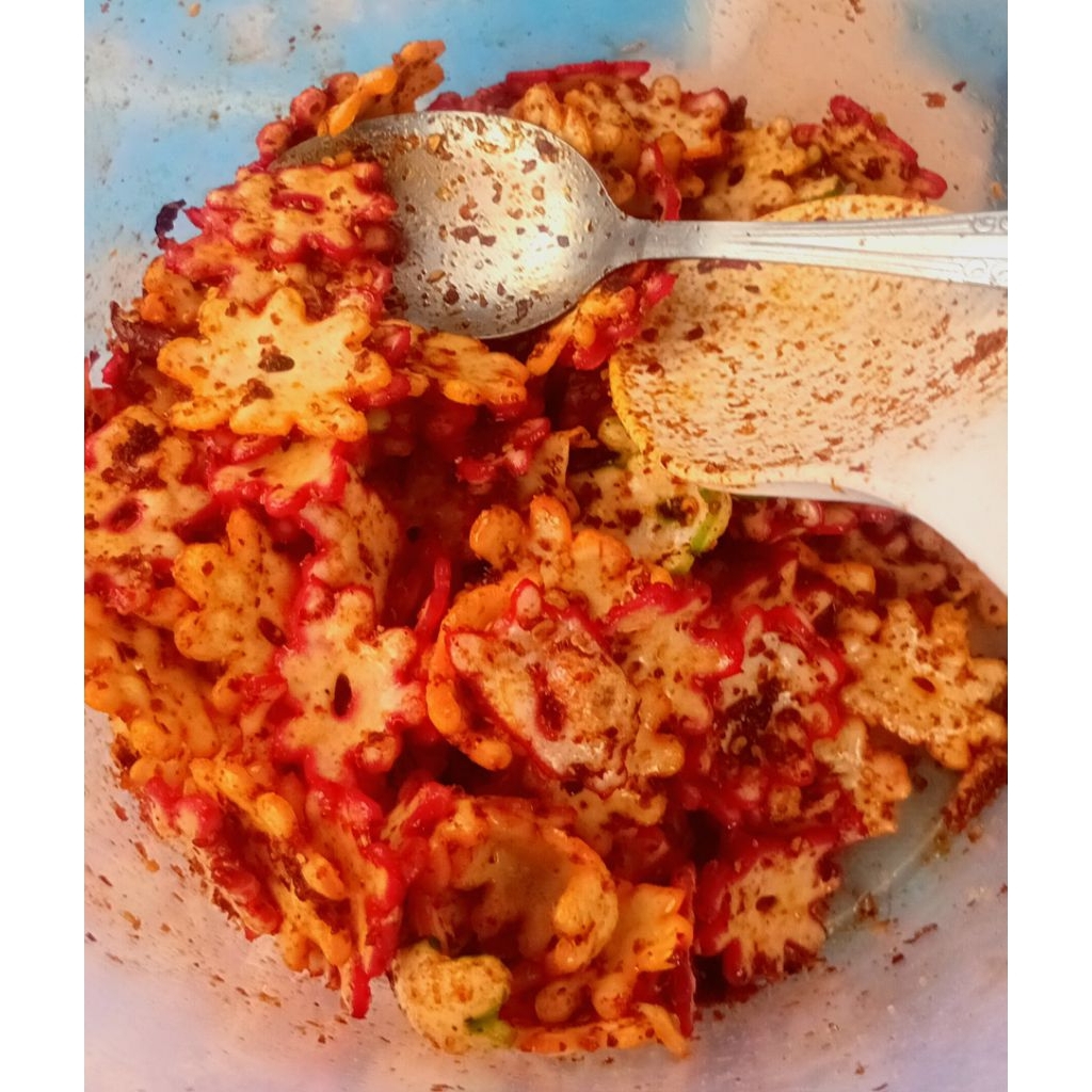 

Seblak kering Krupuk Pedas Daun jeruk 250gr 500gr