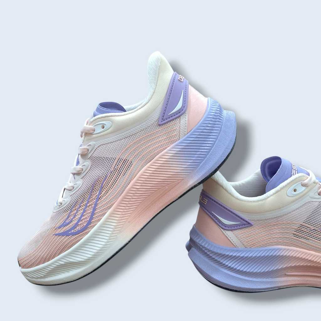 DESLE VIENNA SEPATU LARI