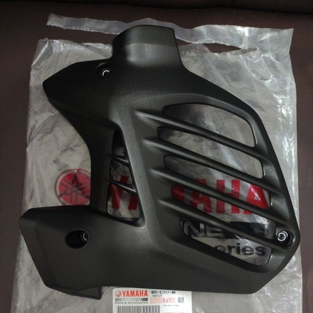 Cover Tutup Radiator Aerox Old 155 Original Yamaha B65-E2467-00