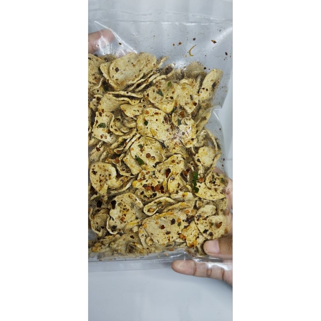 

Basreng Chili Oil Kemasan 200 gram || Basreng Daun Jeruk Zhafira Snack | Snack Renyah Gurih Pedas